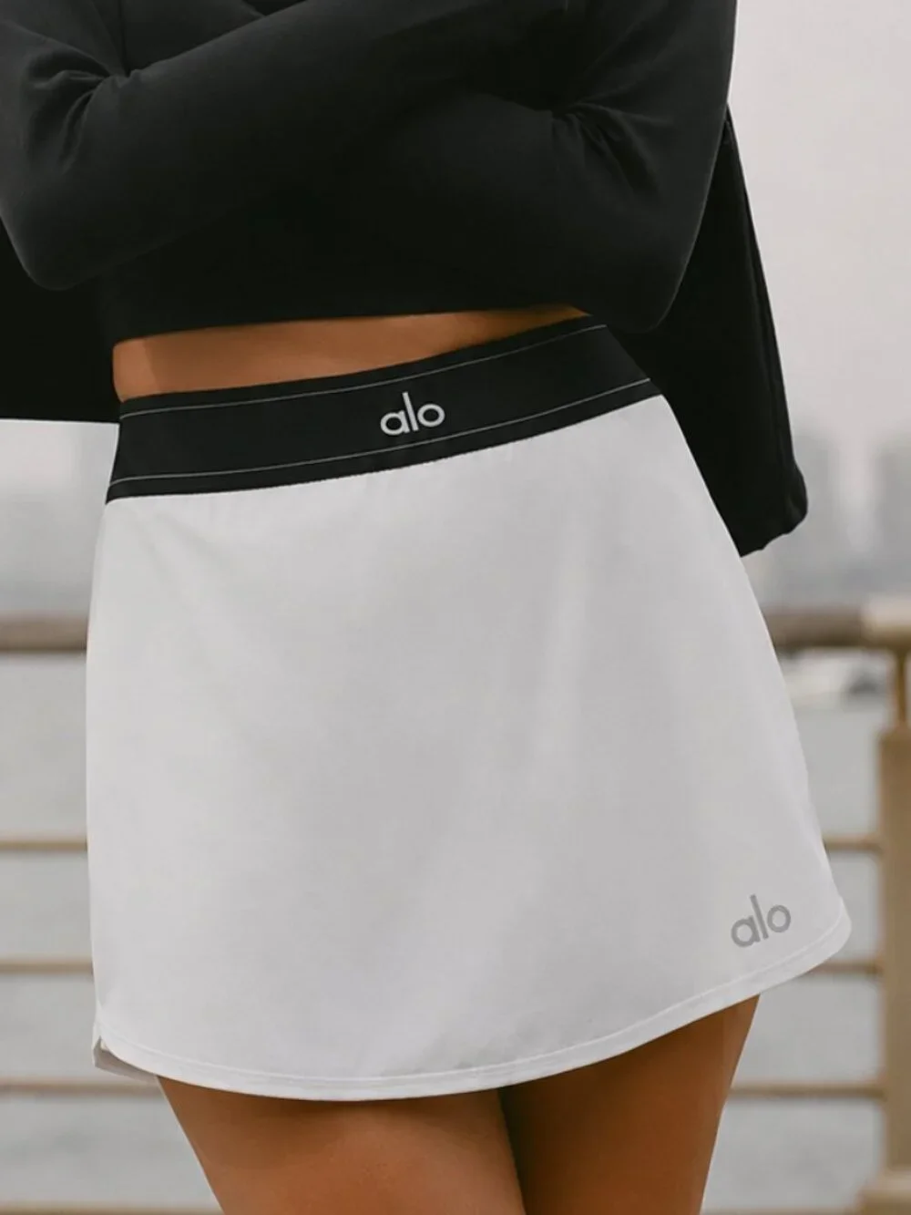 Alo Yoga White Match Point Skirt M🤍 - Sporty, Tennis and Vacation Favorite🏄🏻